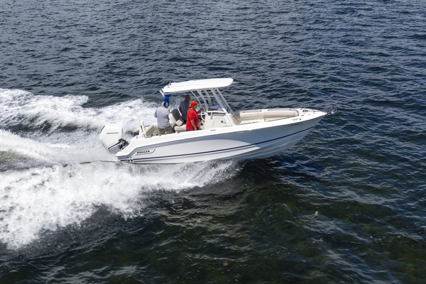 230 Outrage 23ft Boston Whaler Yacht For Sale