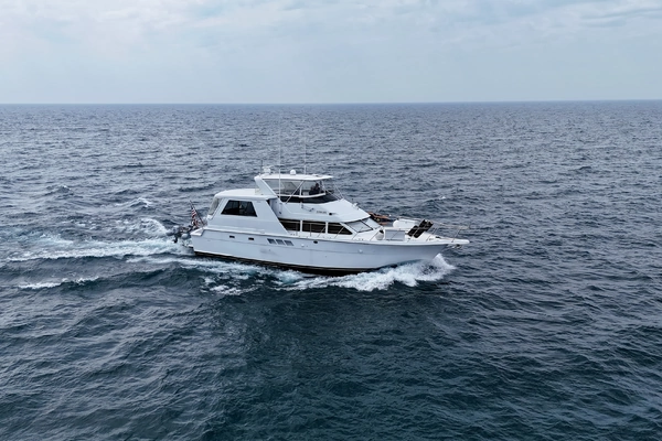 Hatteras 52 Cockpit Motor Yacht Yacht For Sale