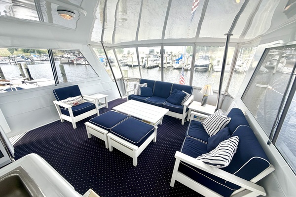 Jubilee 52ft Hatteras Yacht For Sale