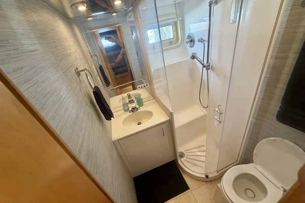 Jubilee 52ft Hatteras Yacht For Sale