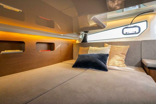 36ft Beneteau Yacht For Sale