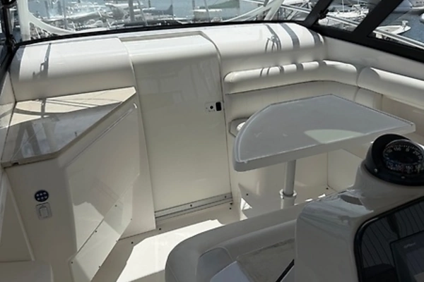 Everglades 360LXC Yacht For Sale