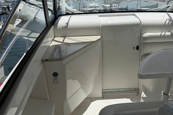 Everglades 360LXC Yacht For Sale