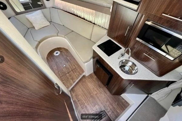ONE LIFE 28ft Regal Yacht For Sale