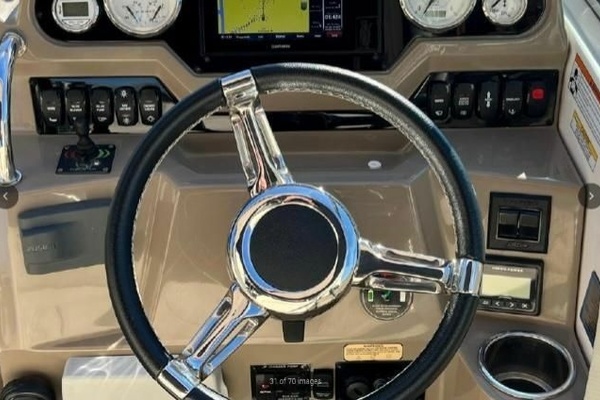 ONE LIFE 28ft Regal Yacht For Sale