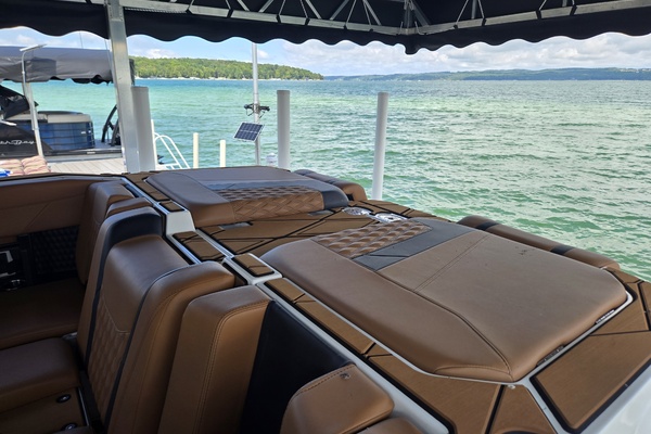24ft Malibu Yacht For Sale