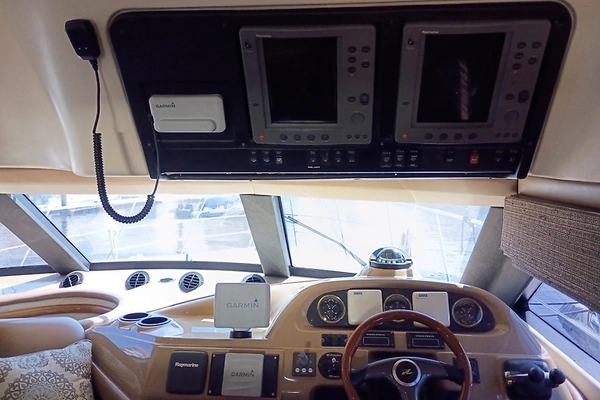 Carver 450 Voyager Pilothouse Yacht For Sale