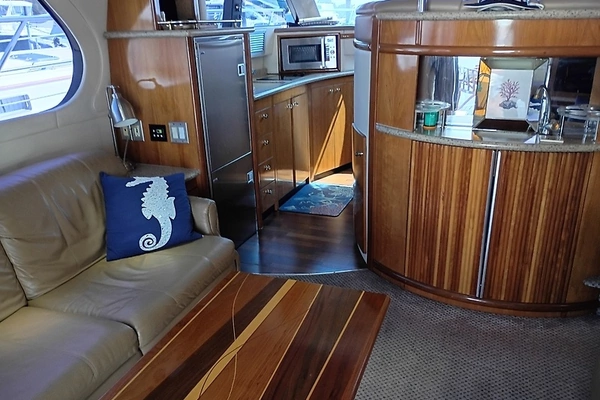 Carver 450 Voyager Pilothouse Yacht For Sale