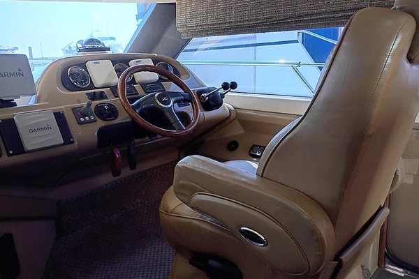 Carver 450 Voyager Pilothouse Yacht For Sale