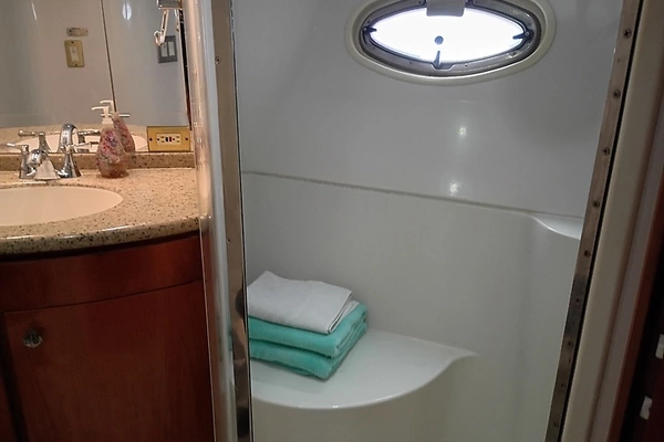 Carver 450 Voyager Pilothouse Yacht For Sale
