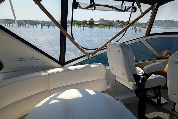 Carver 450 Voyager Pilothouse Yacht For Sale