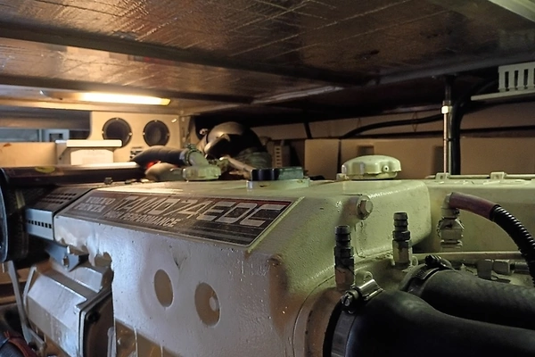 Carver 450 Voyager Pilothouse Yacht For Sale
