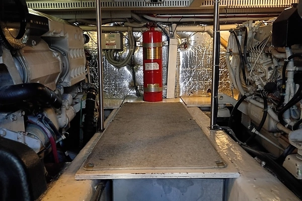 Carver 450 Voyager Pilothouse Yacht For Sale