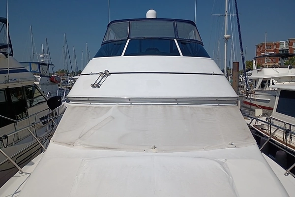 Carver 450 Voyager Pilothouse Yacht For Sale