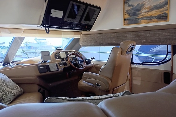 Carver 450 Voyager Pilothouse Yacht For Sale