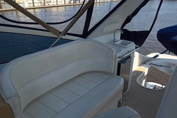 Carver 450 Voyager Pilothouse Yacht For Sale