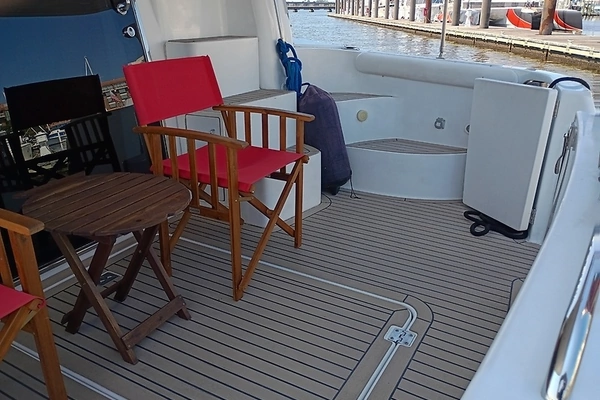 Carver 450 Voyager Pilothouse Yacht For Sale