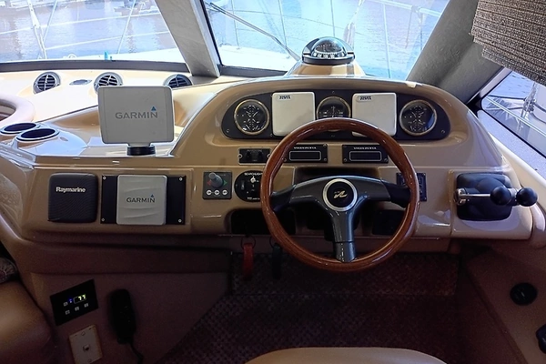 Carver 450 Voyager Pilothouse Yacht For Sale