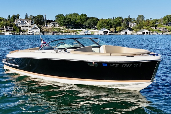 21ft Chris Craft Yacht For Sale