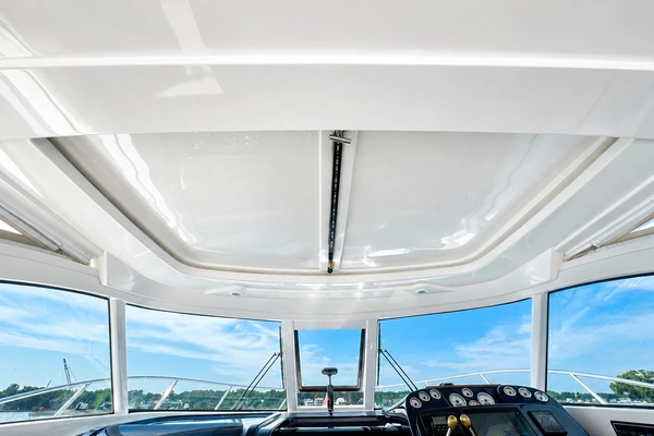 Tiara Yachts 3100 Coronet Yacht For Sale