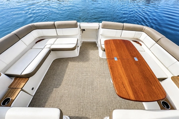 Tiara Yachts 3100 Coronet Yacht For Sale
