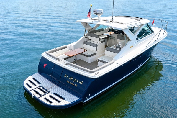 Tiara Yachts 3100 Coronet Yacht For Sale