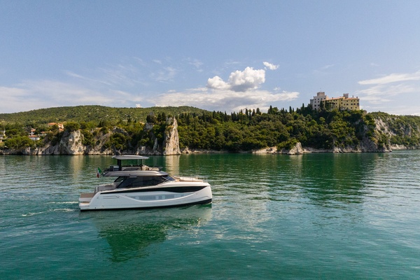 59ft Prestige Yacht For Sale