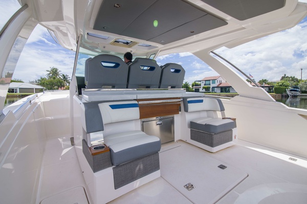 Tiara Yachts 38LS - One One