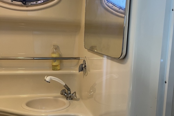 EXECUTIVE RETREAT 34ft Sea Ray Yacht For Sale