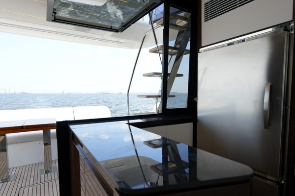 59ft Prestige Yacht For Sale
