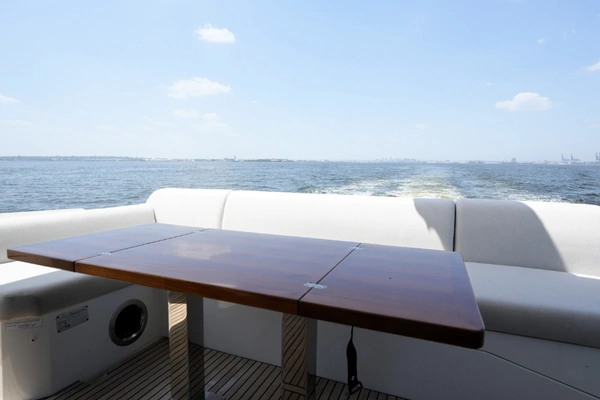Prestige 590 Yacht For Sale