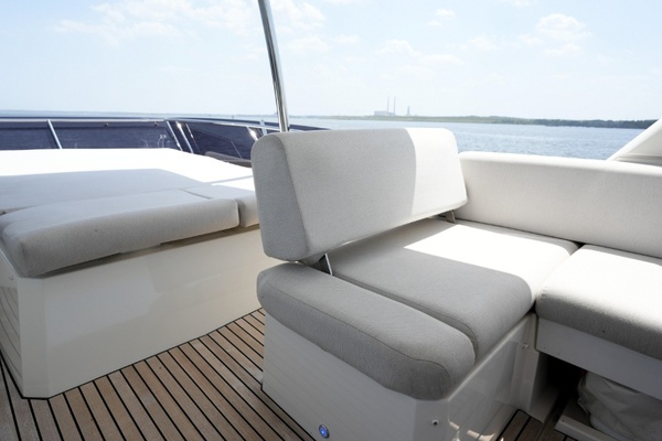 59ft Prestige Yacht For Sale