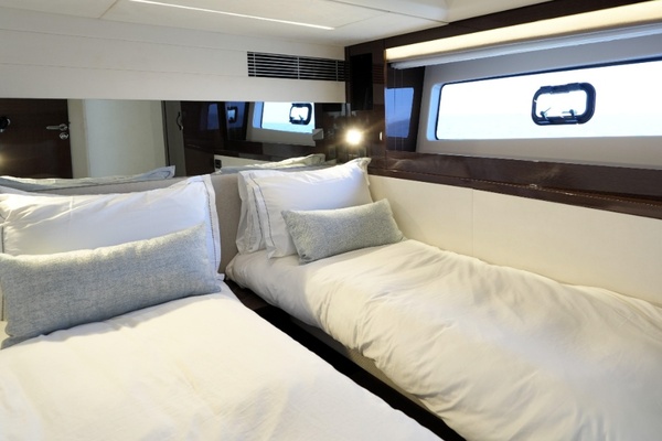 59ft Prestige Yacht For Sale