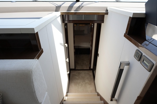 59ft Prestige Yacht For Sale