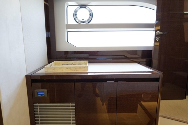 59ft Prestige Yacht For Sale