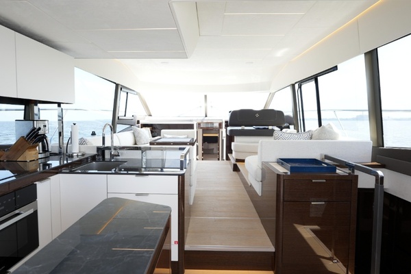59ft Prestige Yacht For Sale