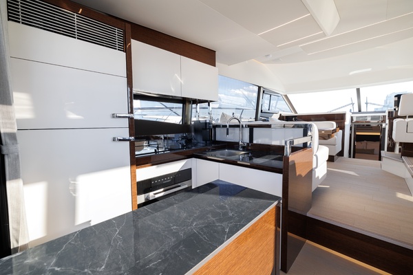 52ft Prestige Yacht For Sale