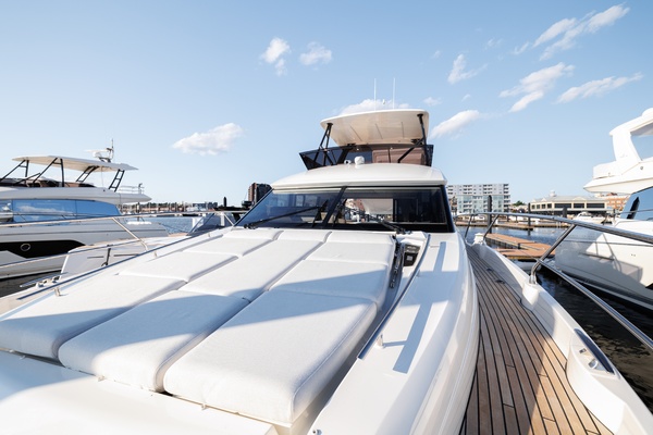 52ft Prestige Yacht For Sale