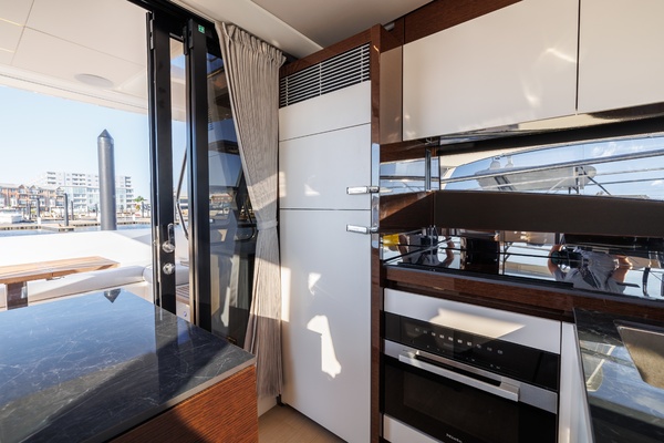 52ft Prestige Yacht For Sale