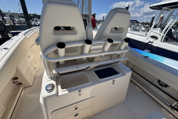 27ft Grady White Yacht For Sale