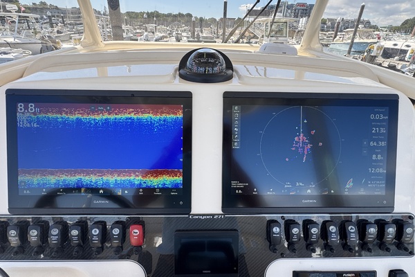 27ft Grady White Yacht For Sale