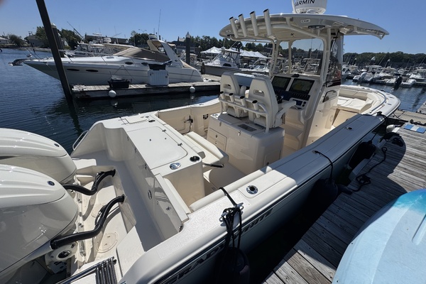 27ft Grady White Yacht For Sale