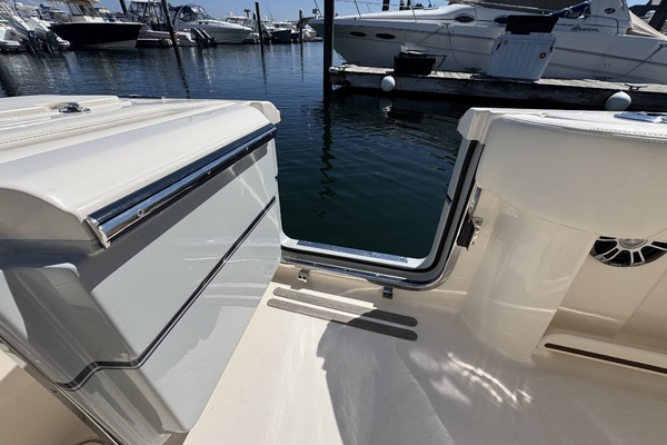 27ft Grady White Yacht For Sale