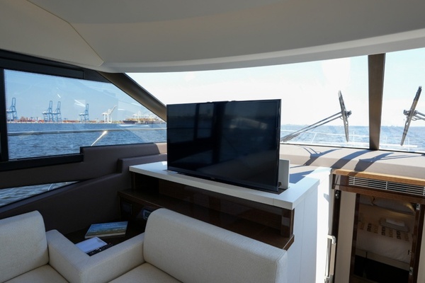 59ft Prestige Yacht For Sale