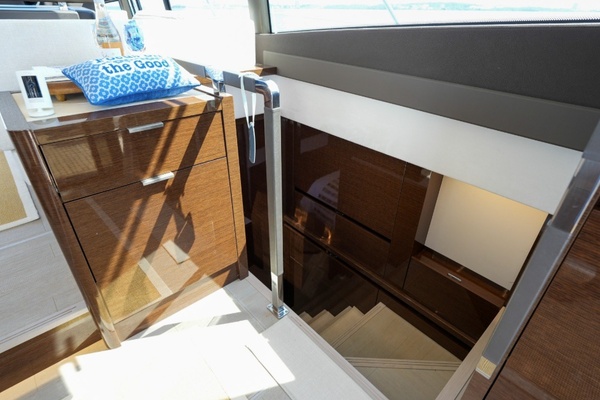 59ft Prestige Yacht For Sale