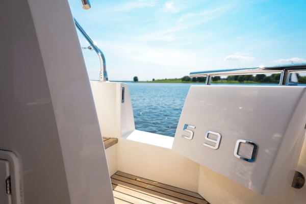 59ft Prestige Yacht For Sale