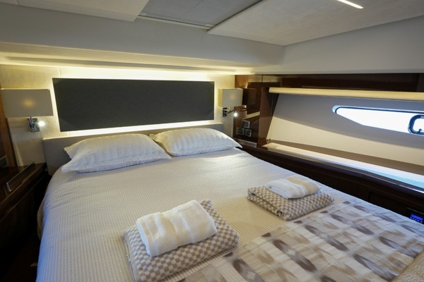 59ft Prestige Yacht For Sale