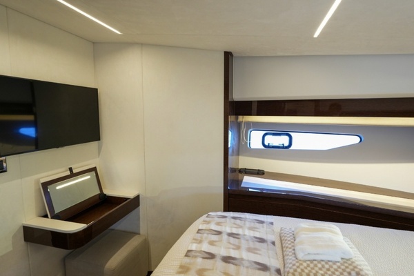 59ft Prestige Yacht For Sale