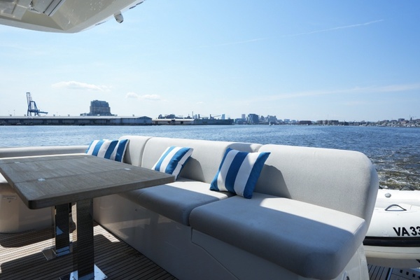 59ft Prestige Yacht For Sale