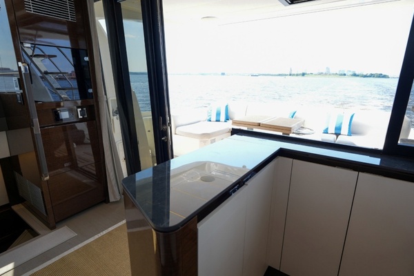 59ft Prestige Yacht For Sale